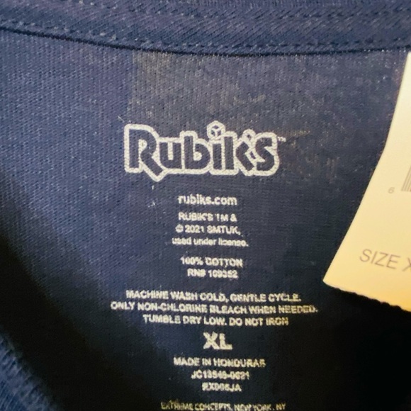 Rubix Cube XL t-shirt—BRAND NEW - Picture 3 of 4